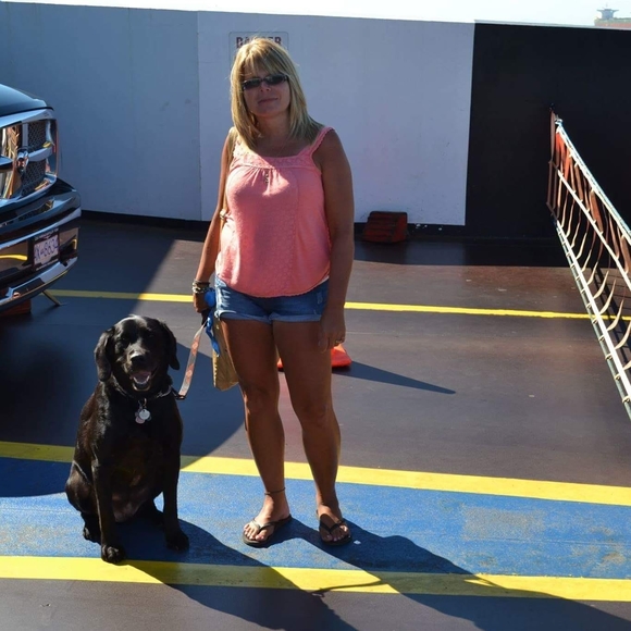 Meet your Posher, Darlena - Picture 1 of 1